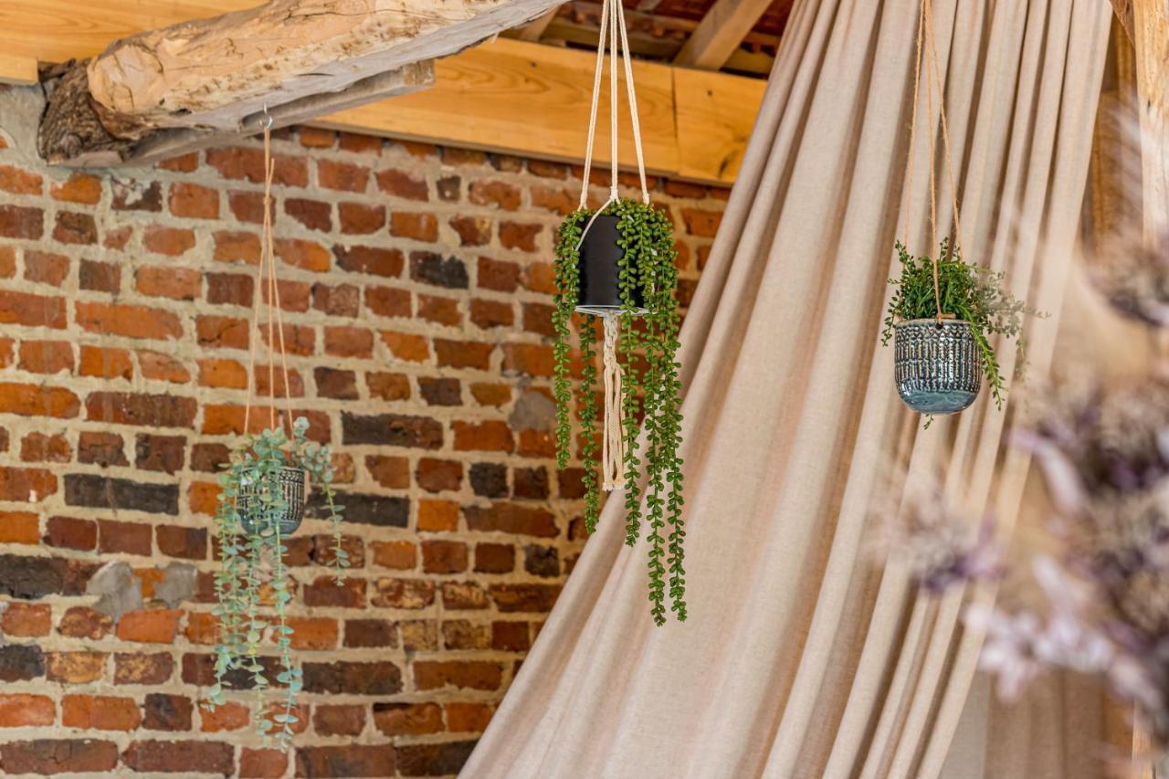 Bed & Breakfast De Hoeveschuur Riemst